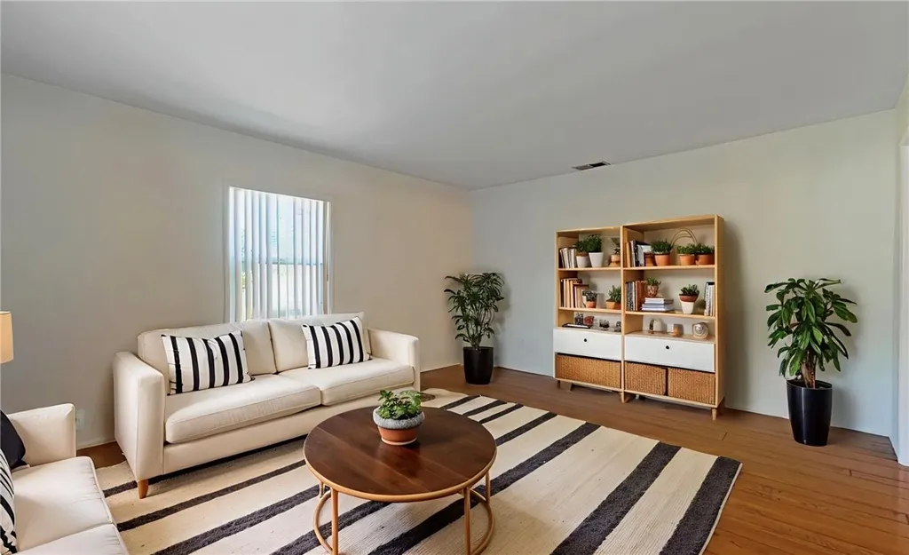 Additional image 7 of 7664 Beckett Street, Tujunga, CA 91042