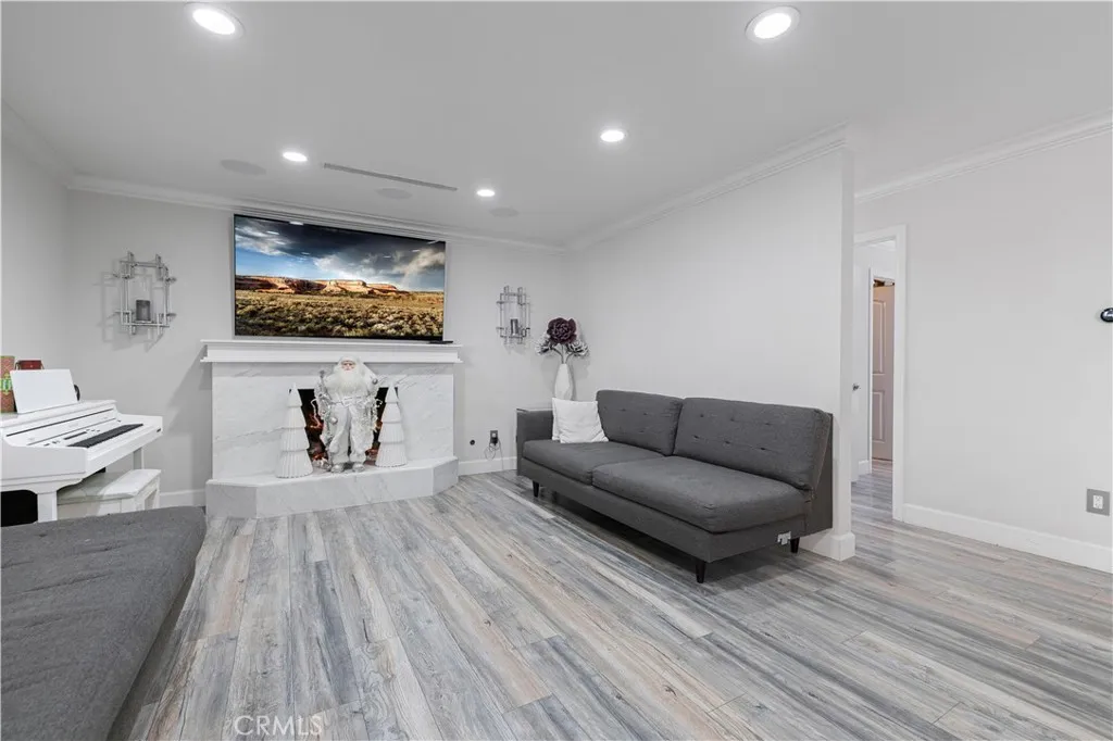 Additional image 3 of 9434 Mclennan, Northridge, CA 91343