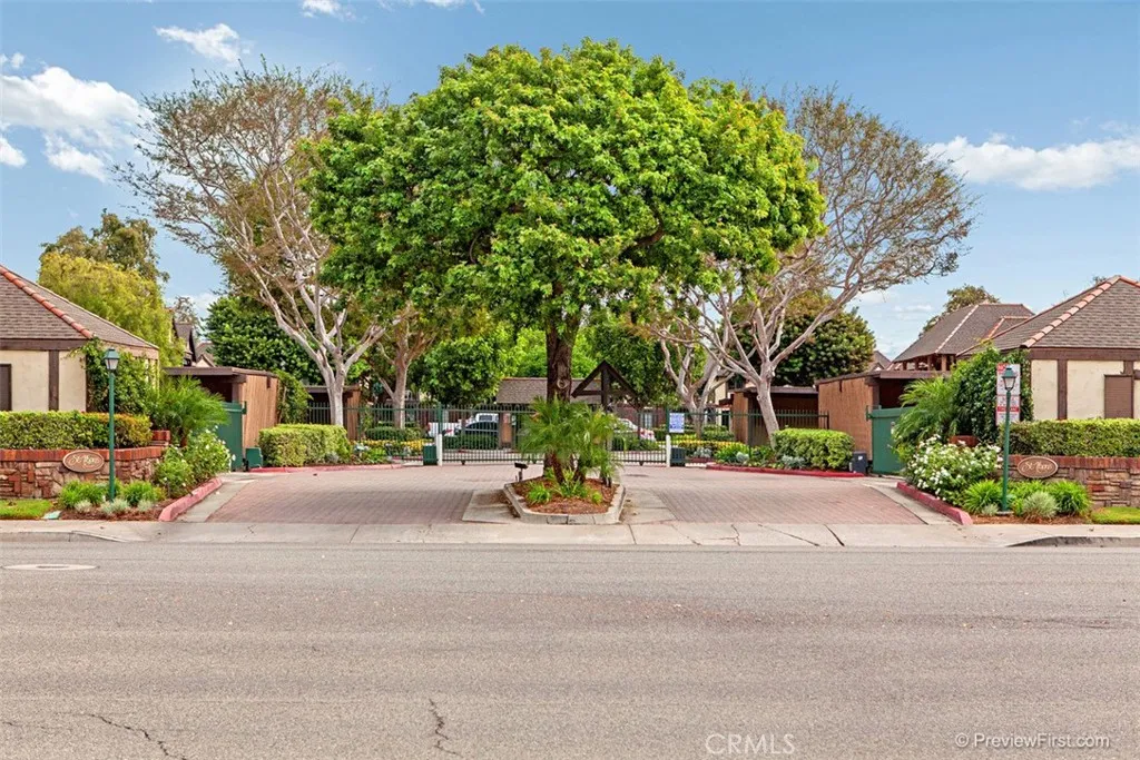 Additional image 43 of 3683 S Bear St Unit J, Santa Ana, CA 92704