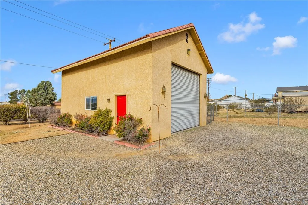 Additional image 74 of 15888 Saint Timothy Rd, Apple Valley, CA 92307