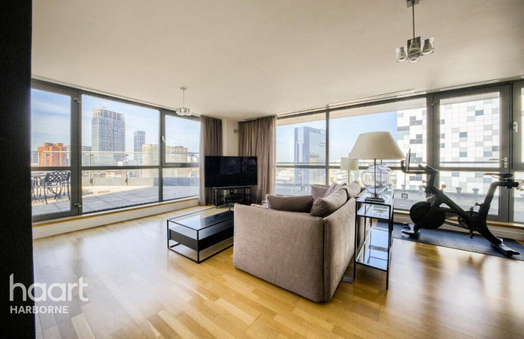 Additional image 8 of Breathtaking City Centre Penthouse