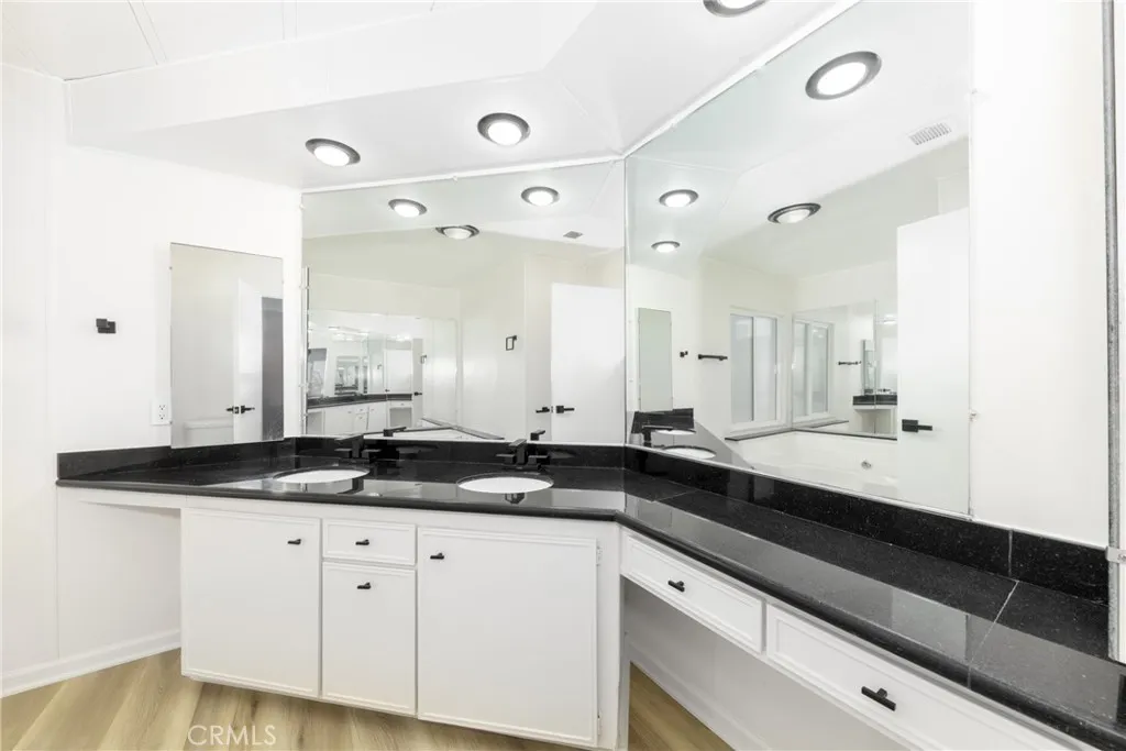 Additional image 43 of 40975 Laredo Trail, Cherry Valley, CA 92223