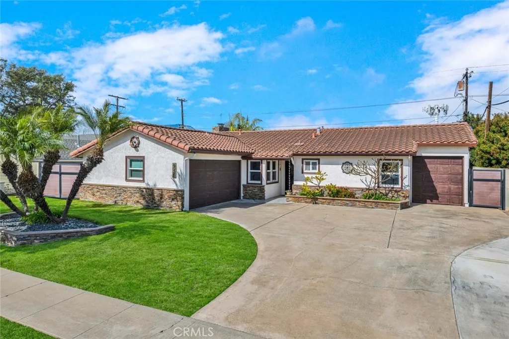 Additional image 2 of 8021 Sterling Dr, Huntington Beach, CA 92646