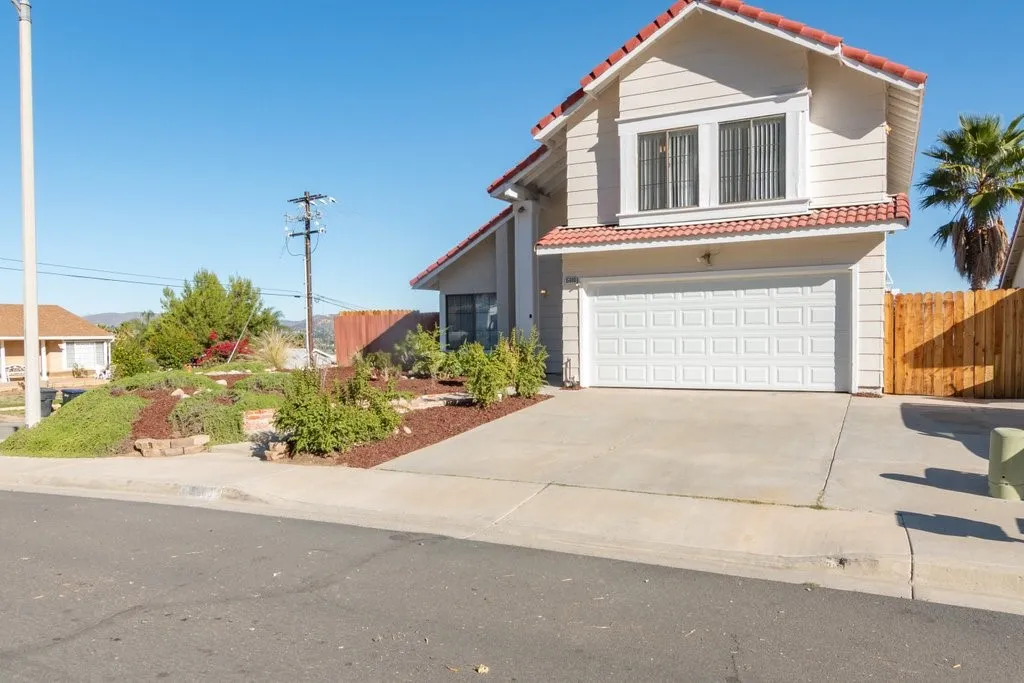 Additional image 93 of 15600 Lake Ridge Rd, Lake Elsinore, CA 92530