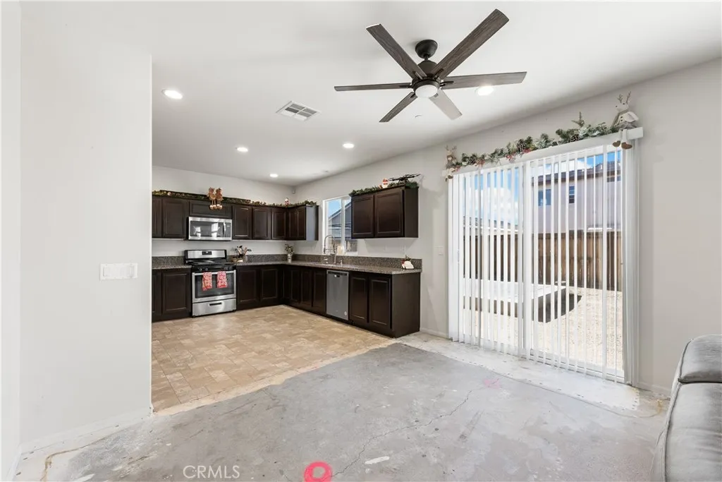 Additional image 15 of 2517 San Madrid Way, Rosamond, CA 93560