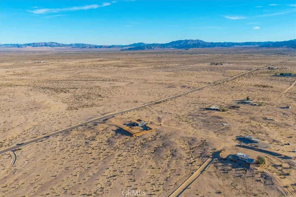 Additional image 107 of 5048 Godwin Rd, 29 Palms, CA 92277