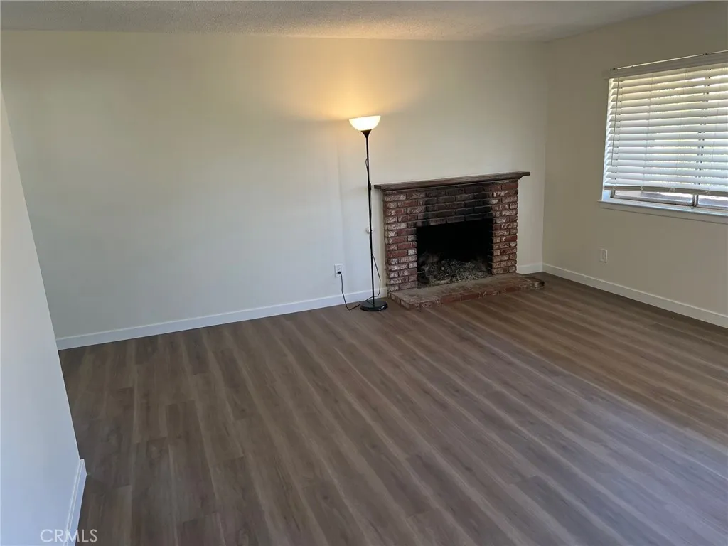 Additional image 6 of 10643 Redwood Ave, Hesperia, CA 92345