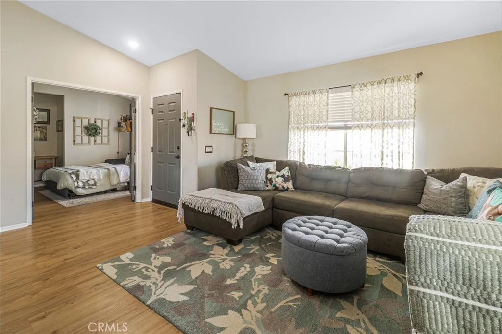 Additional image 31 of 332 Del Flora St, Oceanside, CA 92058