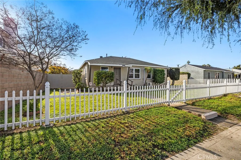 Additional image 47 of 2100 W Valencia Drive, Fullerton, CA 92833