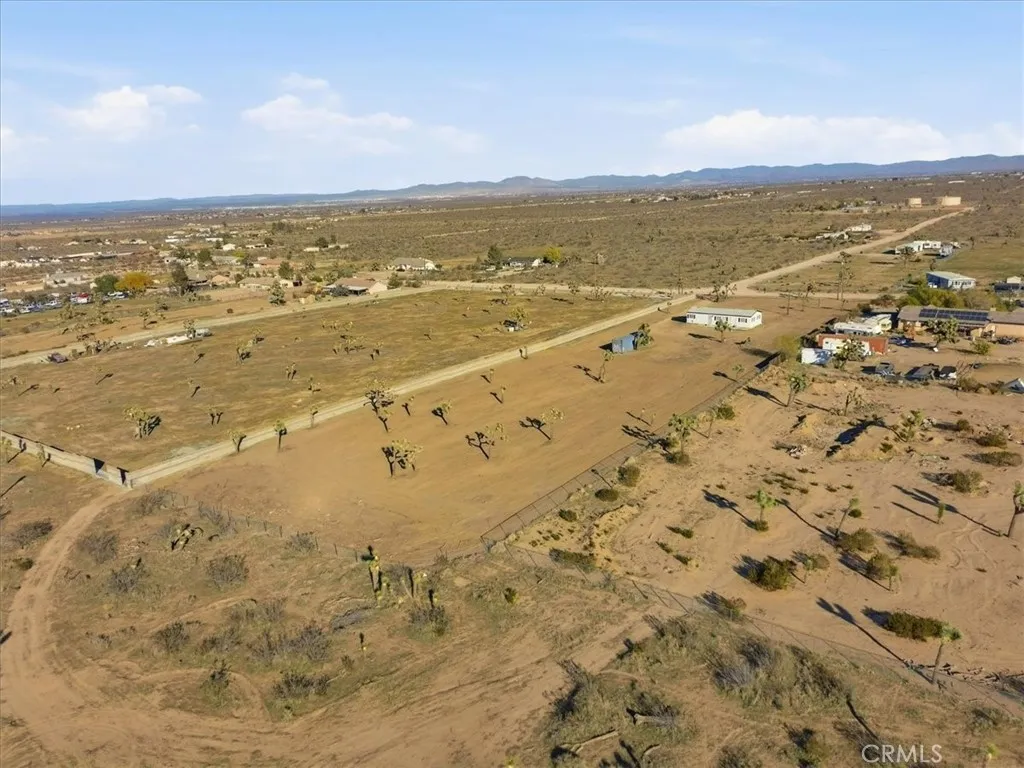 Additional image 3 of 11878 Pacific Road, Phelan, CA 92371