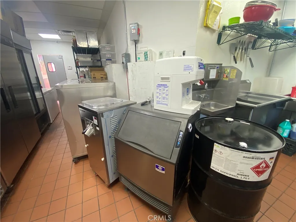 Additional image 33 of 540 W 4th Street, Perris, CA 92570