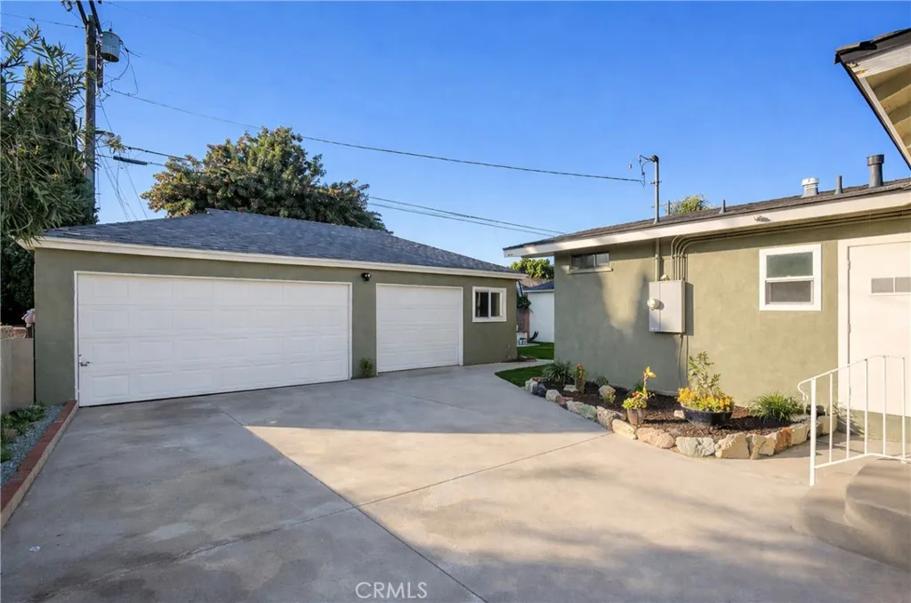 Additional image 69 of 11623 S Dehn Ave, Inglewood, CA 90303