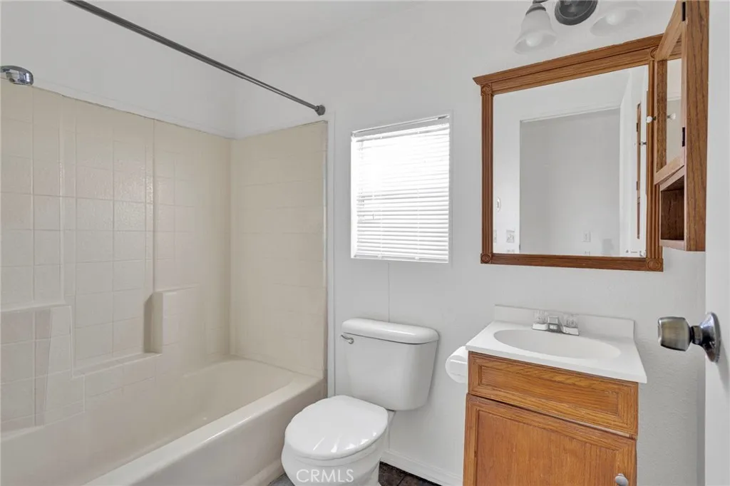 Additional image 45 of 16473 Green Tree Boulevard Unit 21, Victorville, CA 92395