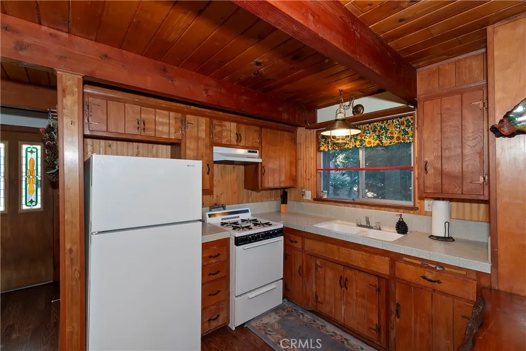 Additional image 12 of 31470 Cedarwood Drive, Running Springs, CA 92382