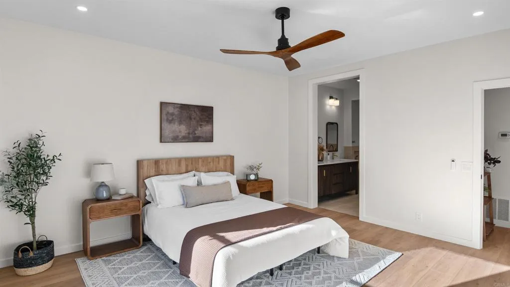 Additional image 15 of 15662 Via Calanova, San Diego, CA 92128