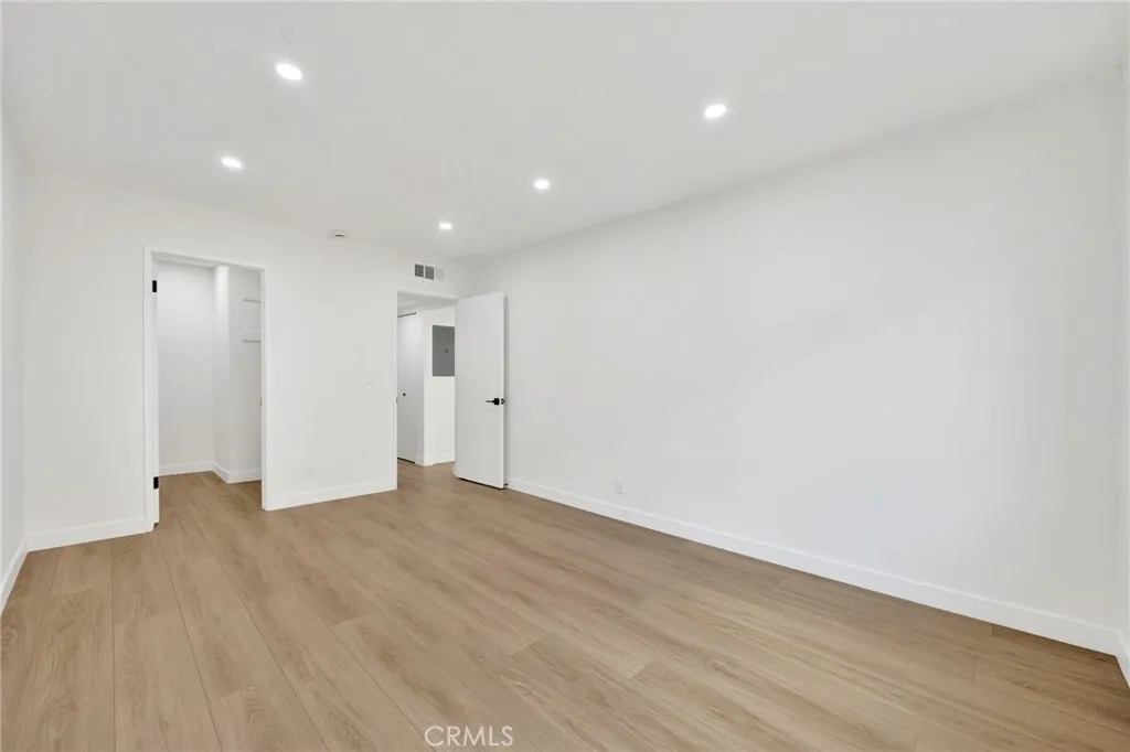 Additional image 49 of 17303 Chatsworth Street Unit 4, Granada Hills, CA 91344