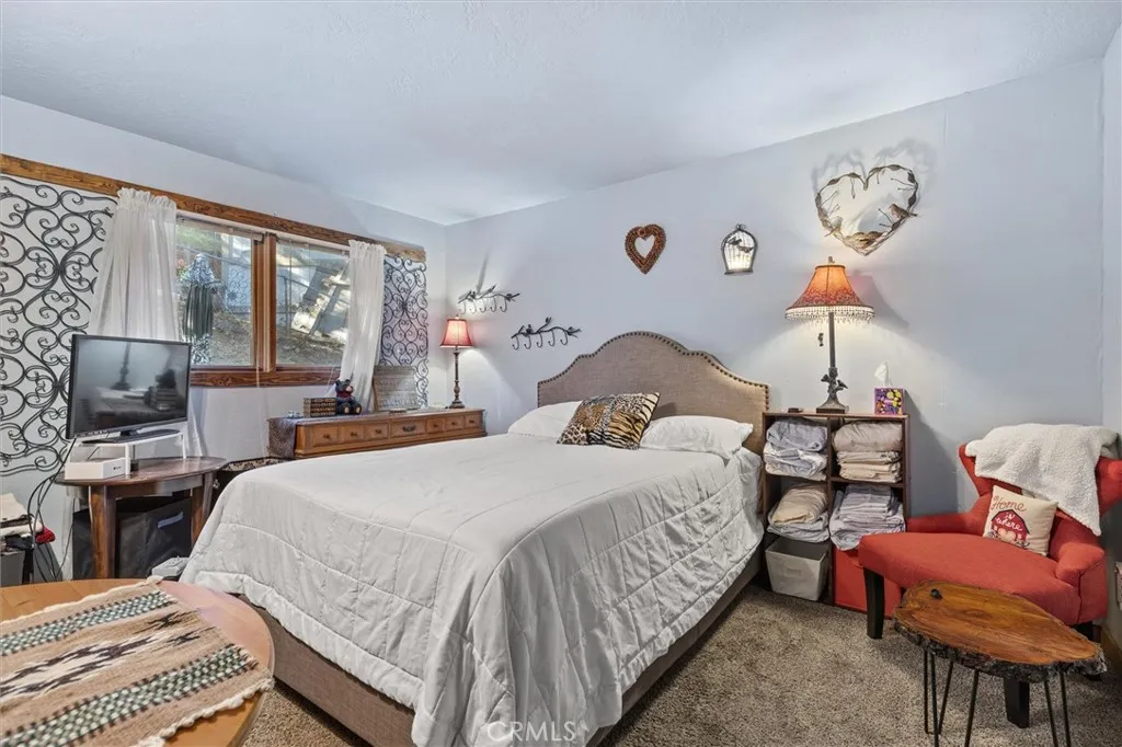 Additional image 75 of 1040 Jungfrau Dr, Crestline, CA 92325