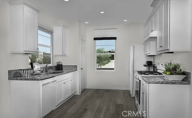 Additional image 8 of 17107 Zion Drive, Canyon Country, CA 91387