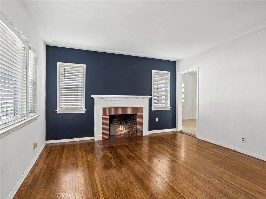 Additional image 56 of 210 W Ash Avenue, Burbank, CA 91502