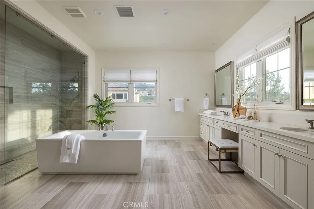 Additional image 75 of 114 Great Oak, Irvine, CA 92602