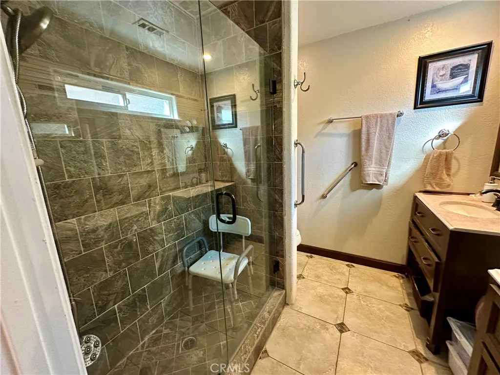 Additional image 35 of 23856 Outrigger Dr, Canyon Lake, CA 92587