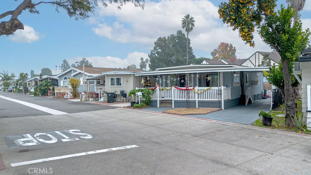 Additional image 12 of 104 Balboa, Tustin, CA 92780