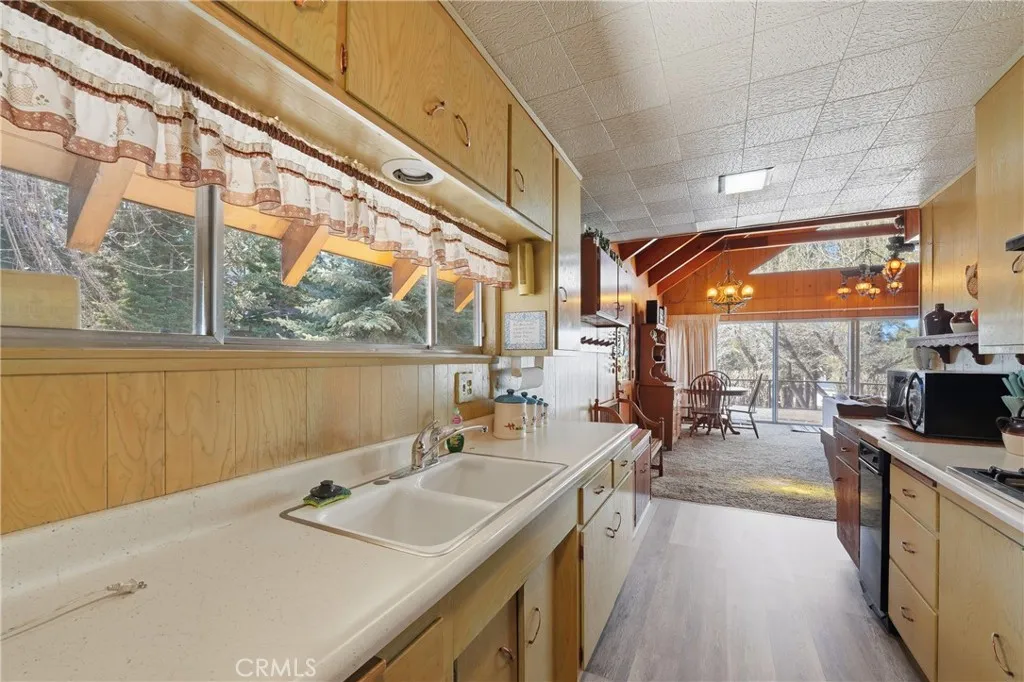 Additional image 18 of 901 Tehama Dr, Big Bear Lake, CA 92315