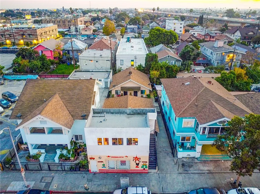 Additional image 83 of 348 W Vernon Avenue, Los Angeles, CA 90037