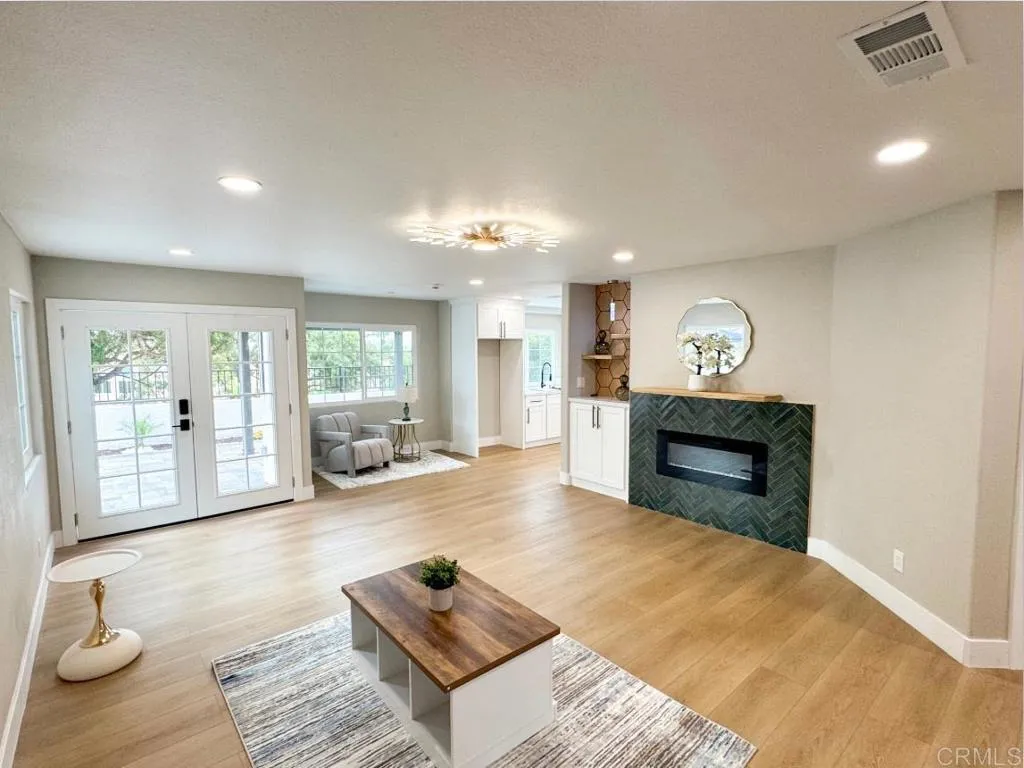 Additional image 18 of 2030 San Remo Drive, Oceanside, CA 92056