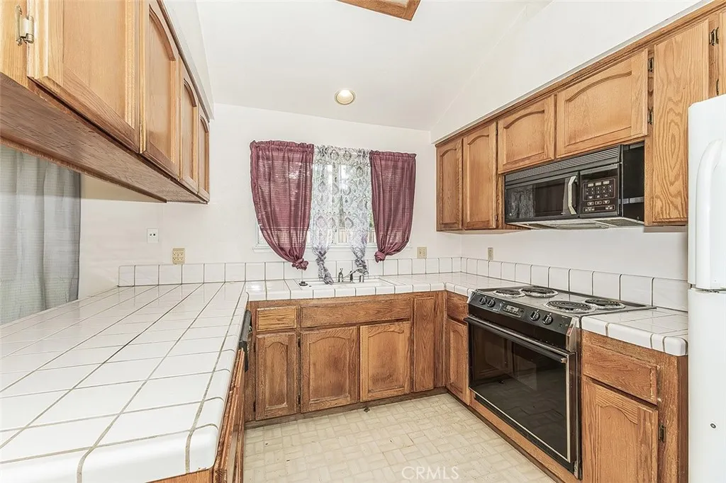 Additional image 62 of 9659 N Shenandoah Ln, Fresno, CA 93720