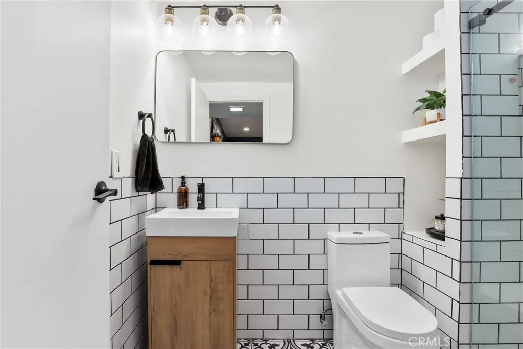 Additional image 15 of 9832 Karmont Avenue, South Gate, CA 90280