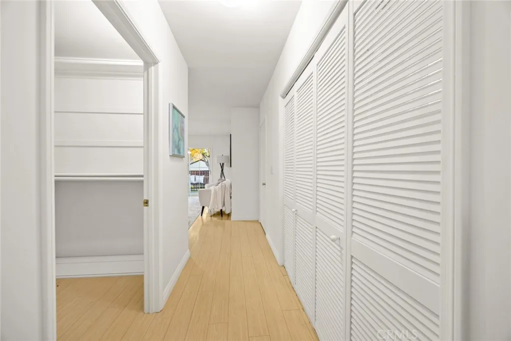 Additional image 29 of 5052 Newcastle, Encino, CA 91316