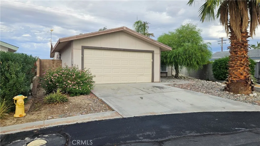 Additional image 2 of 69525 Dillon Rd, Desert Hot Springs, CA 92241