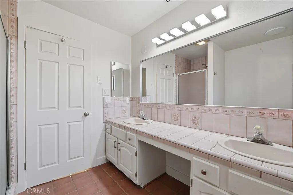 Additional image 122 of 658 Glenmore Blvd, Glendale, CA 91206