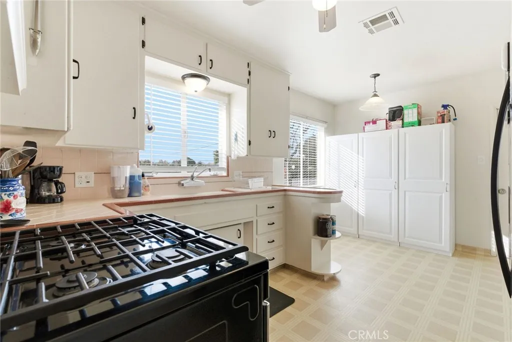 Additional image 21 of 2410 S Locust St, Visalia, CA 93277