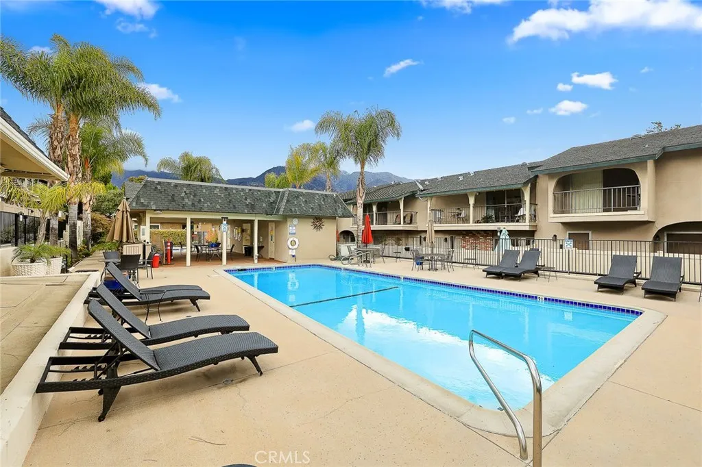 Additional image 36 of 2441 Loma Vista St, Pasadena, CA 91104