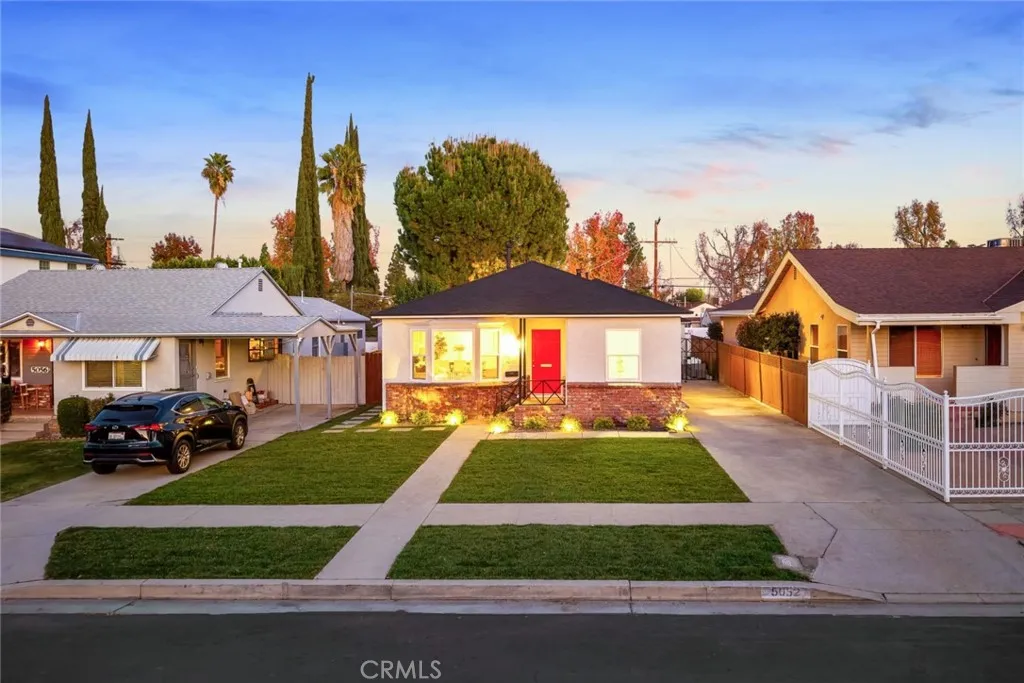 Additional image 40 of 5052 Newcastle, Encino, CA 91316