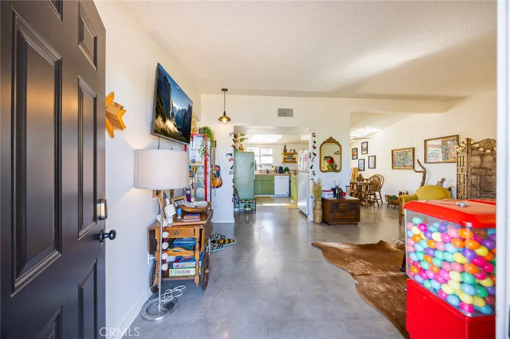 Additional image 11 of 61503 Sunburst Dr, Joshua Tree, CA 92252