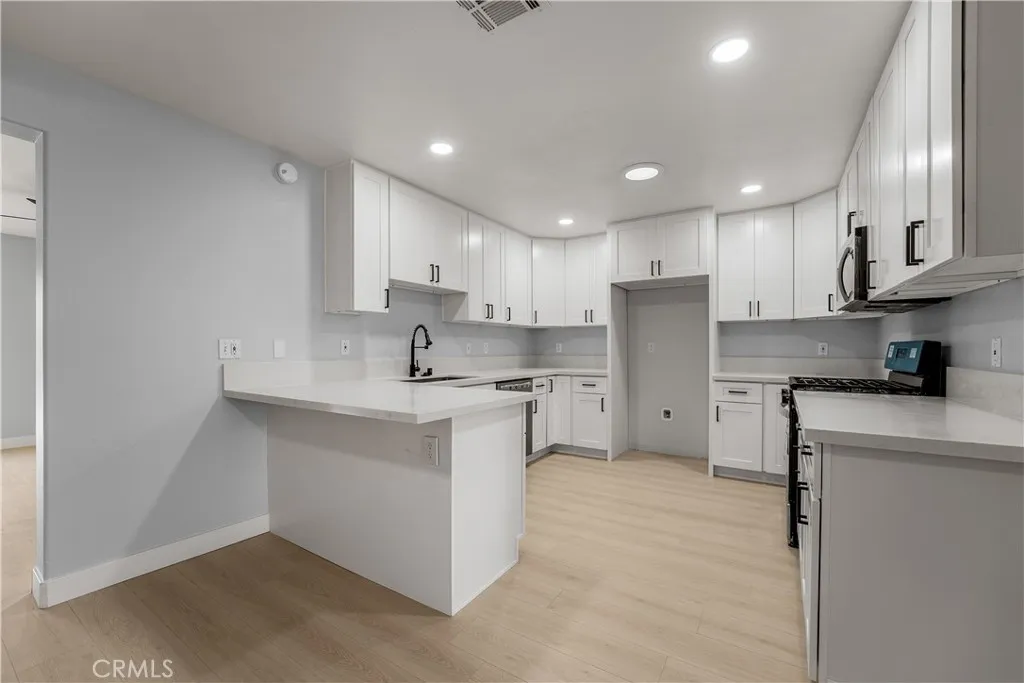 Additional image 11 of 638 N Girard St, Hemet, CA 92544