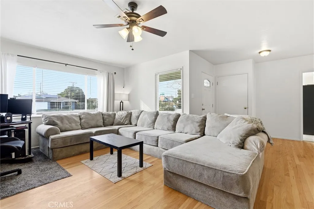 Additional image 61 of 2410 S Locust St, Visalia, CA 93277