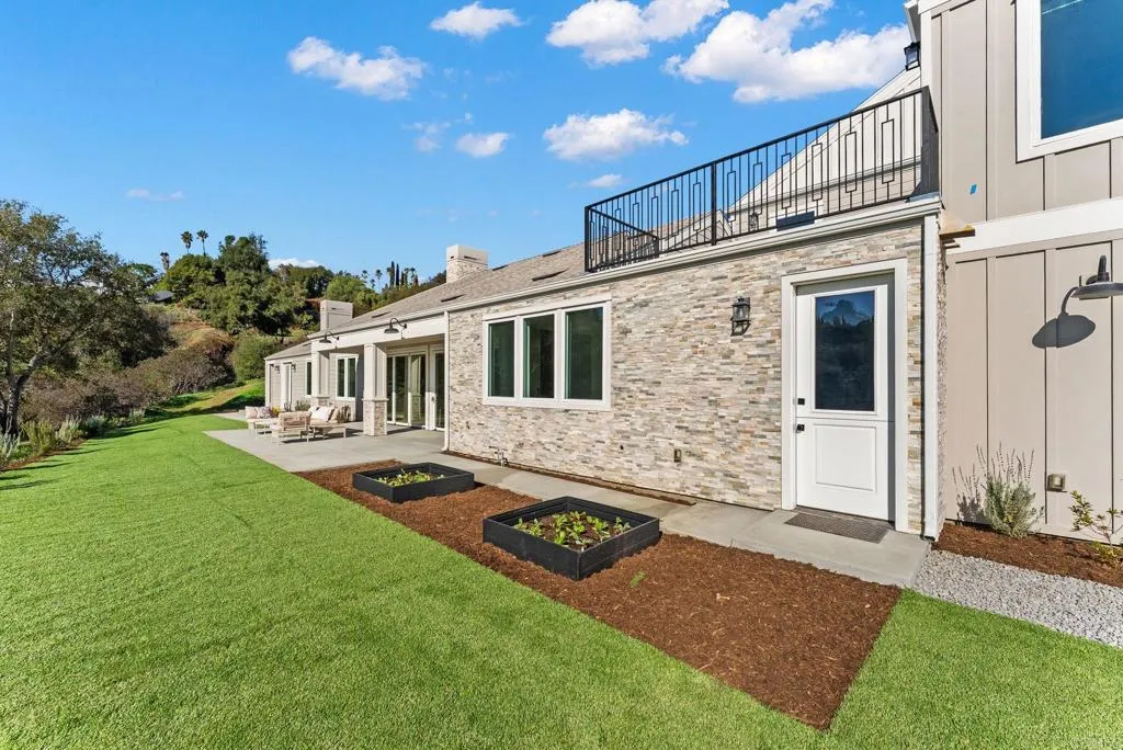 Additional image 105 of 2747 Via Del Robles, Fallbrook, CA 92028