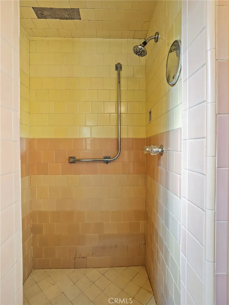 Additional image 71 of 207 W Ash Avenue, Burbank, CA 91502