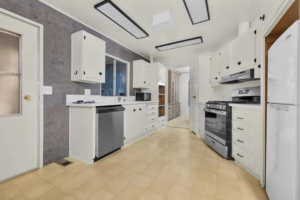 Additional image 4 of 243 Havenview Lane, Oceanside, CA 92056