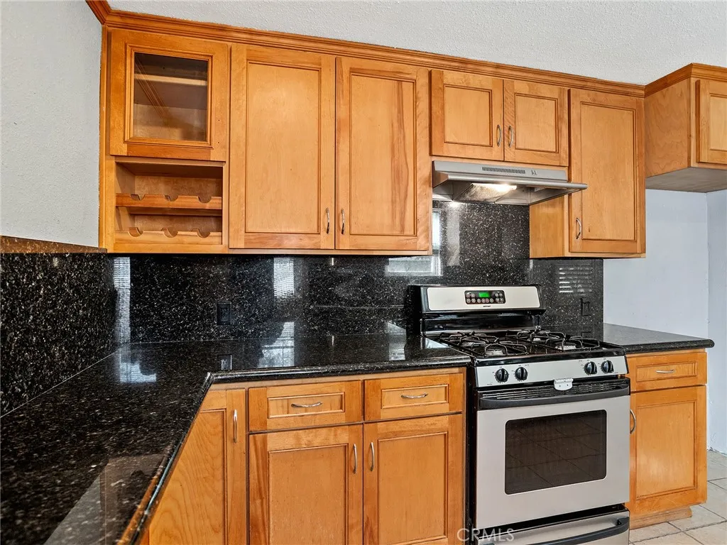 Additional image 10 of 210 W Ash Avenue, Burbank, CA 91502