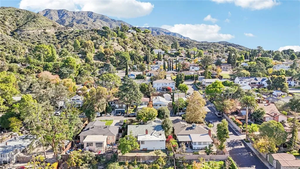 Additional image 76 of 10509 Silverton, Tujunga, CA 91042