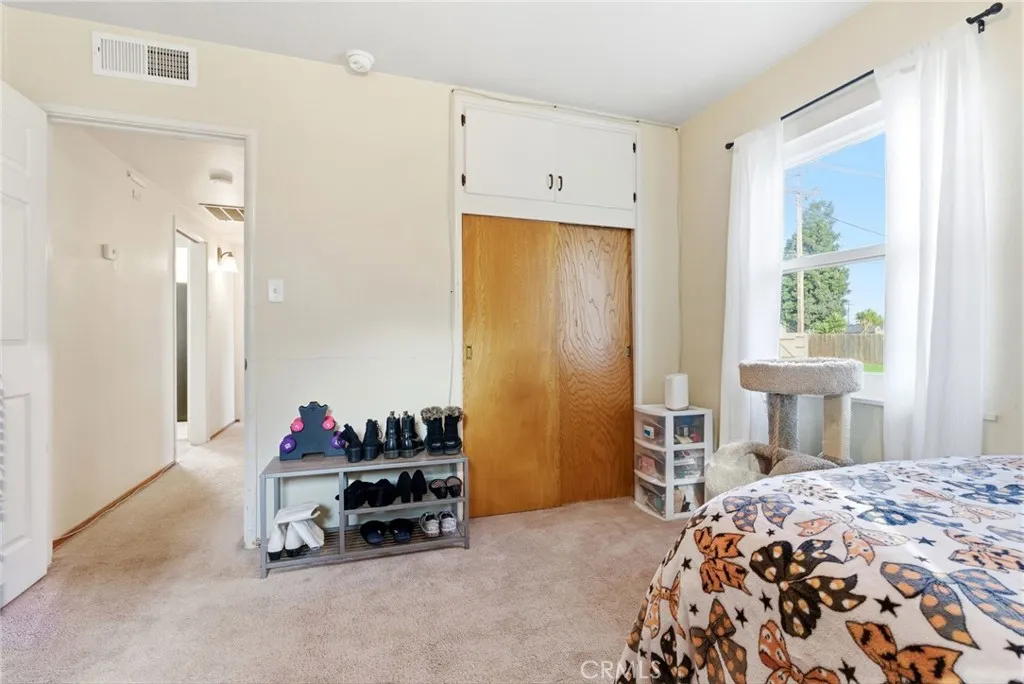 Additional image 71 of 2410 S Locust St, Visalia, CA 93277