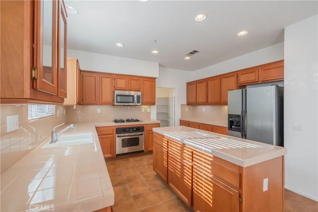 Additional image 41 of 4863 Yale Street, Montclair, CA 91763