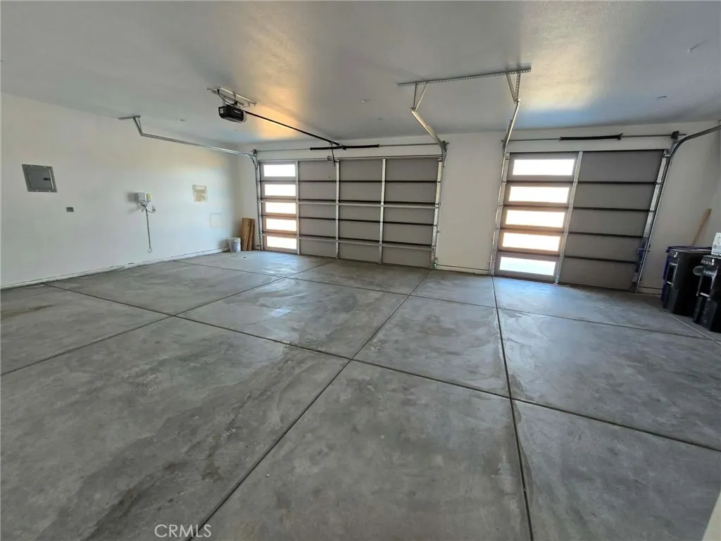 Additional image 54 of 20401 Tonawanda Road, Apple Valley, CA 92307