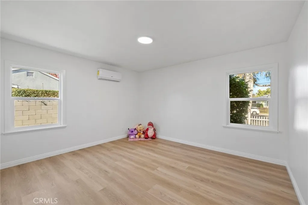 Additional image 71 of 2100 W Valencia Drive, Fullerton, CA 92833