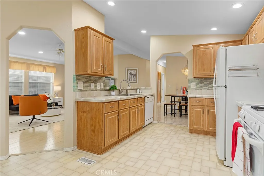 Additional image 96 of 13202 Hoover Street, Unit 18, Westminster, CA 92683